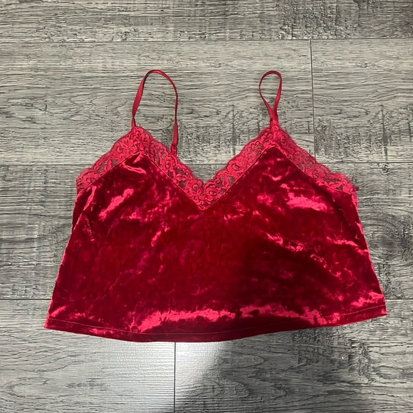 VELVET CROP TOP - Picture 1 of 2